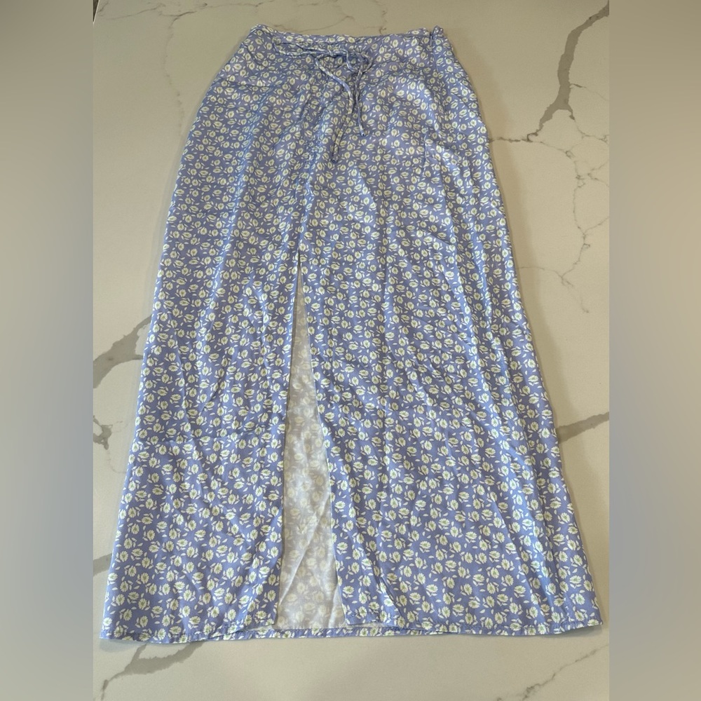 Zara Maxi Skirt with Slit up the Middle Size XS